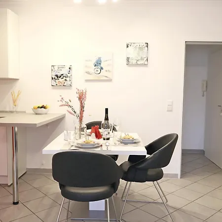 Erleben Sie Ihren Urlaub Im Zentral Gelegenen Apartmenthaus Strandburg Im Herzen Von 1 *