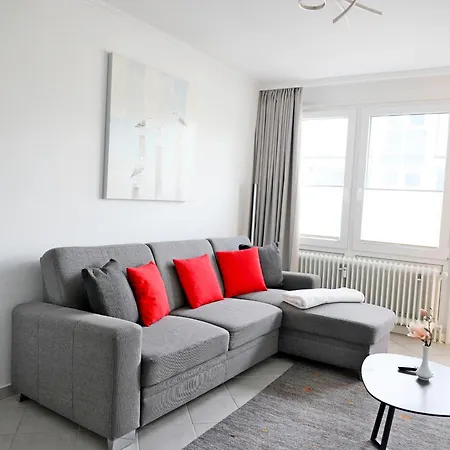 Erleben Sie Ihren Urlaub Im Zentral Gelegenen Apartmenthaus Strandburg Im Herzen Von 1 Westerland