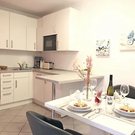 Erleben Sie Ihren Urlaub Im Zentral Gelegenen Apartmenthaus Strandburg Im Herzen Von 1